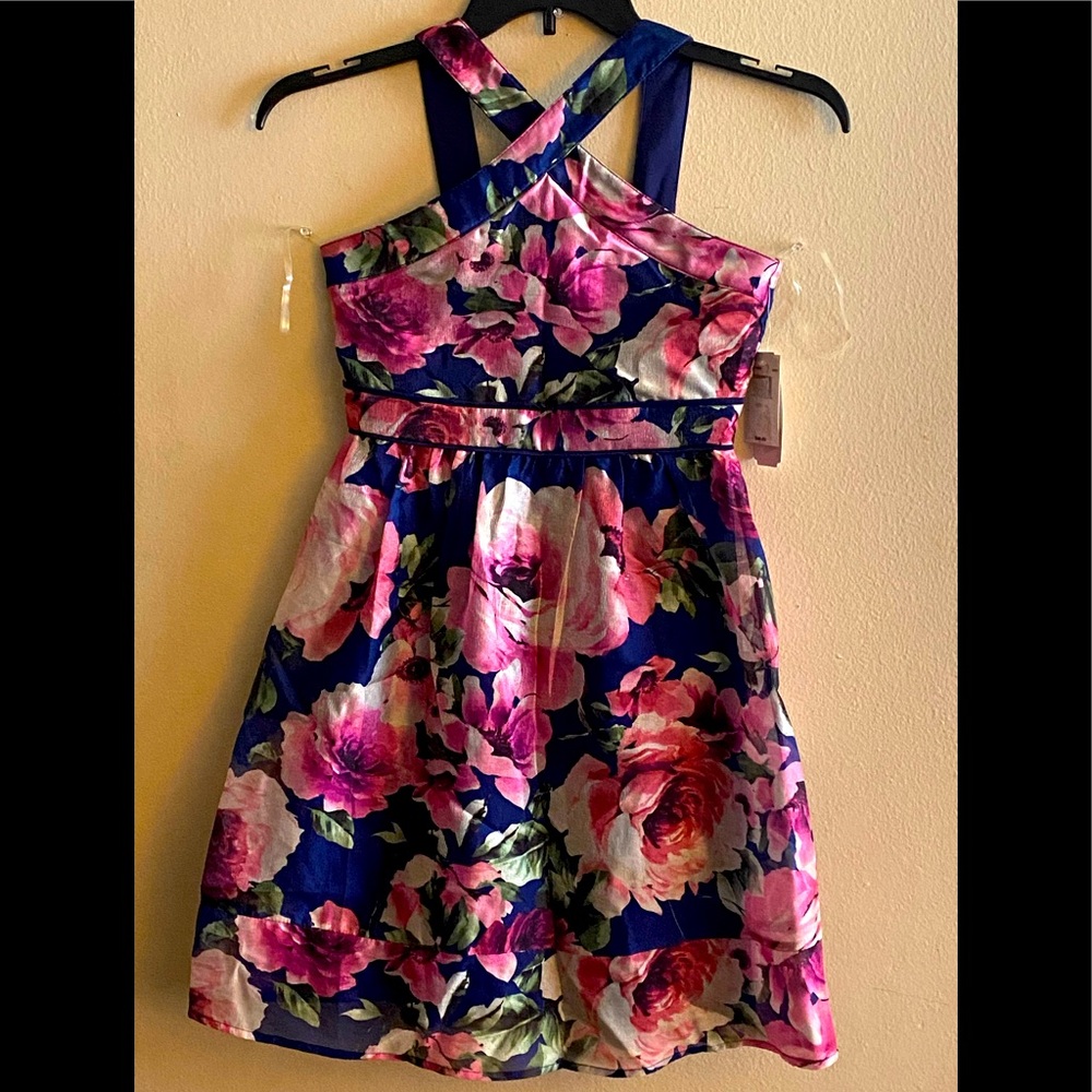 Girls dress